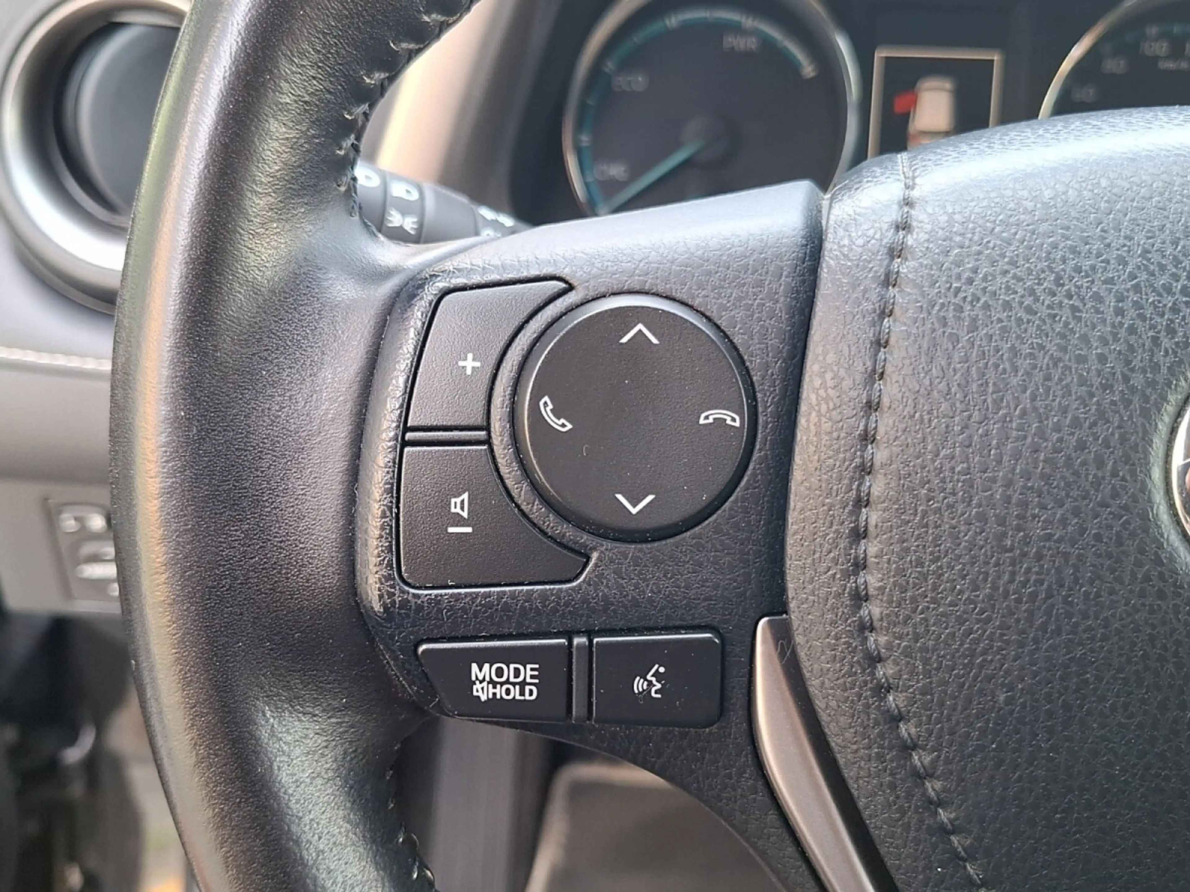 Toyota RAV 4 RAV4 2,5 Hybrid Active 4WD Aut. — photo 10