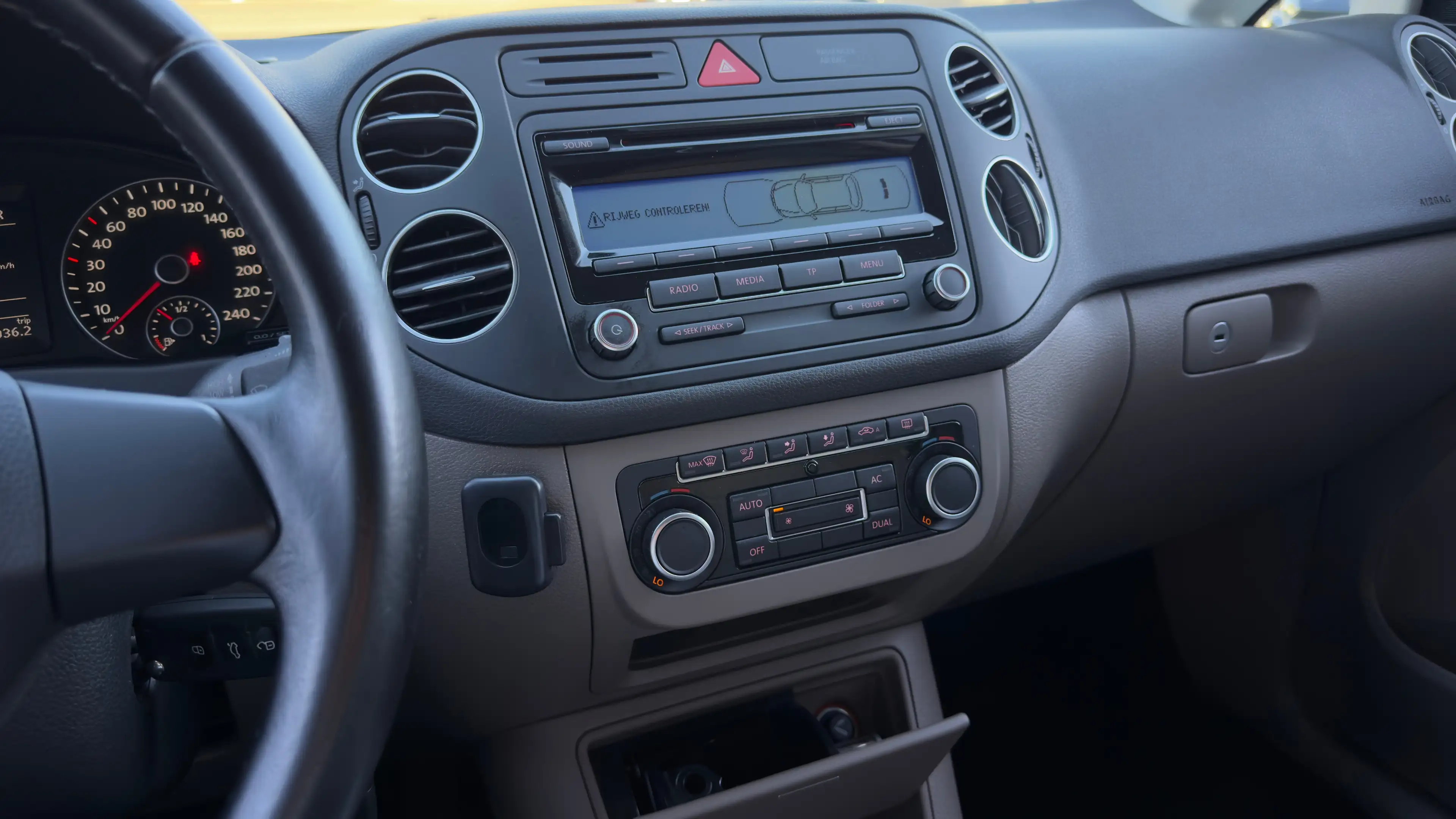 Volkswagen Golf Plus 1.2 TSI Comfortline Automaat | Trekhaak | Clima | — photo 8
