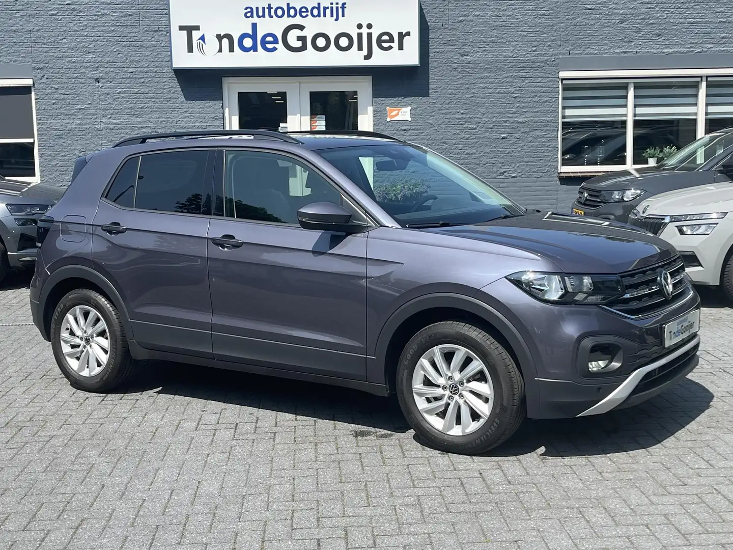 Volkswagen T-Cross 1.0 TSi DSG Life | CAMERA | STOELVERW. | CLIMA | Gris - 1