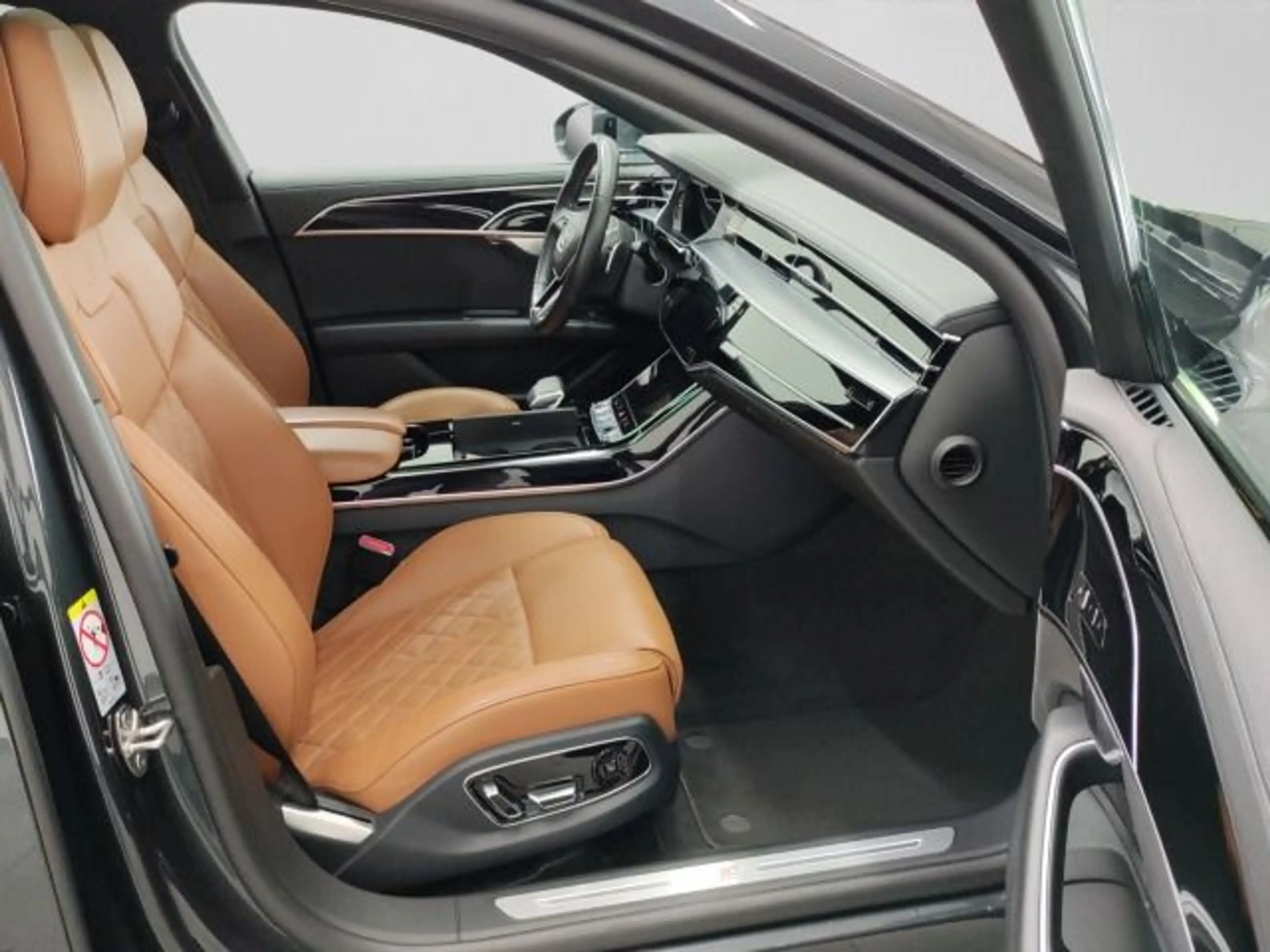 Audi A8 50 TDI Q S LINE PANO LM20 SITZKLIMA — photo 4