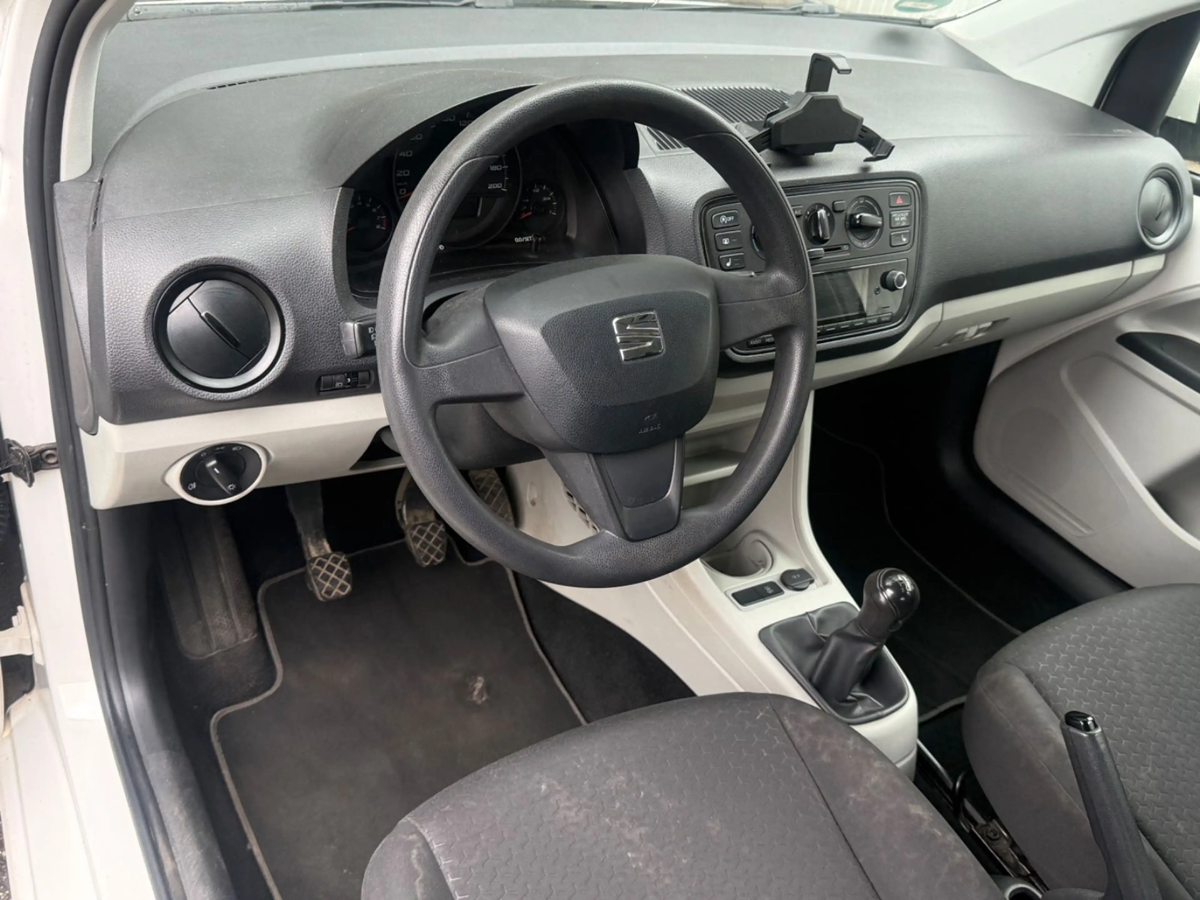 SEAT Mii Style *1.HAND+SITZH+KLIMA+TÜV NEU* — photo 9