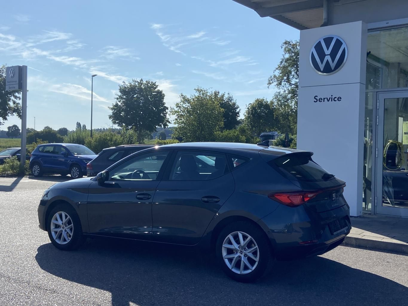SEAT Leon 1.5 TSI STYLE VIRTUAL-COCKPIT+NAVI-PRO+LED+ — photo 3