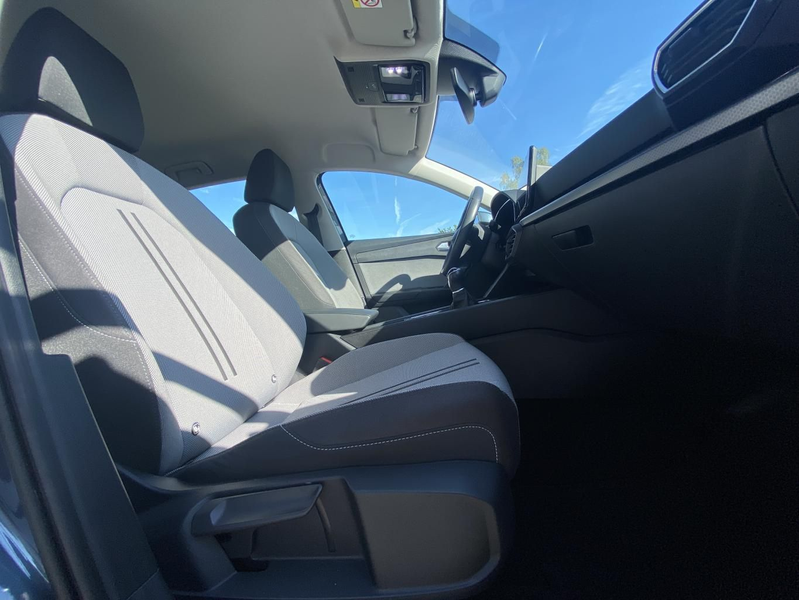 SEAT Leon 1.5 TSI STYLE VIRTUAL-COCKPIT+NAVI-PRO+LED+ — photo 12