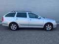 Skoda Octavia Combi Elegance 4X4 AHK** Silber - thumbnail 6
