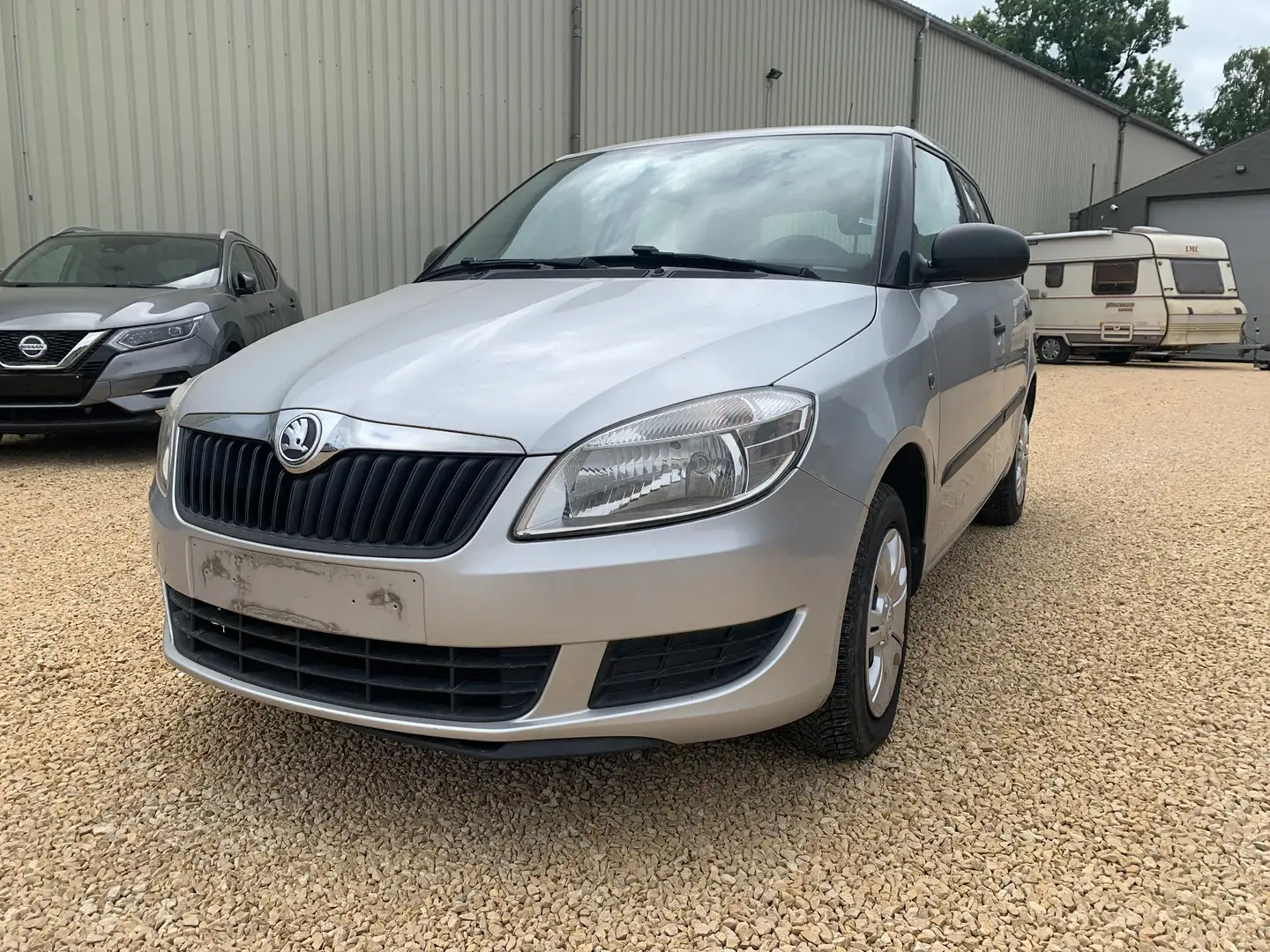 Skoda Fabia Gris - 1