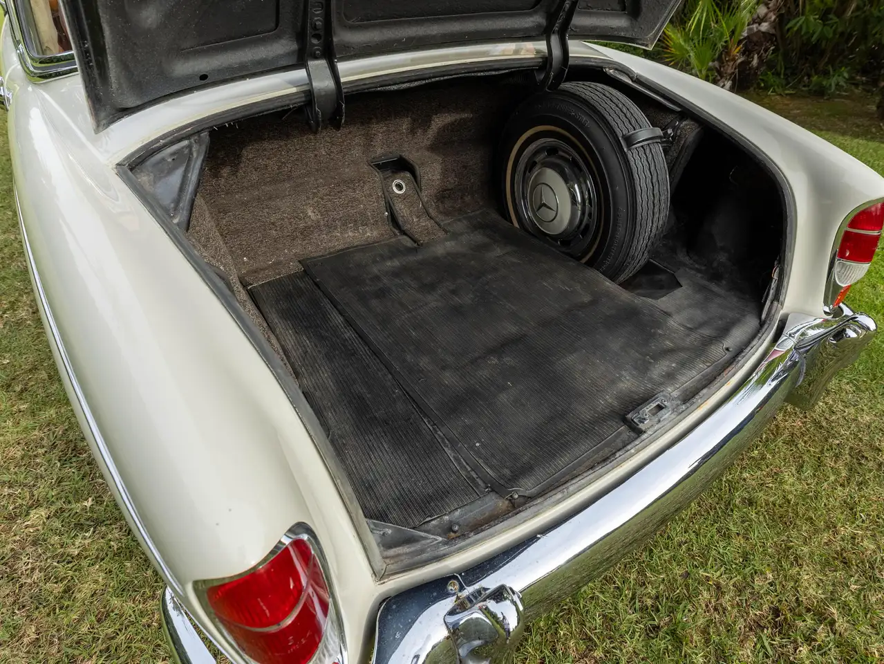 Mercedes-Benz 220 S Ponton W128, foto 10
