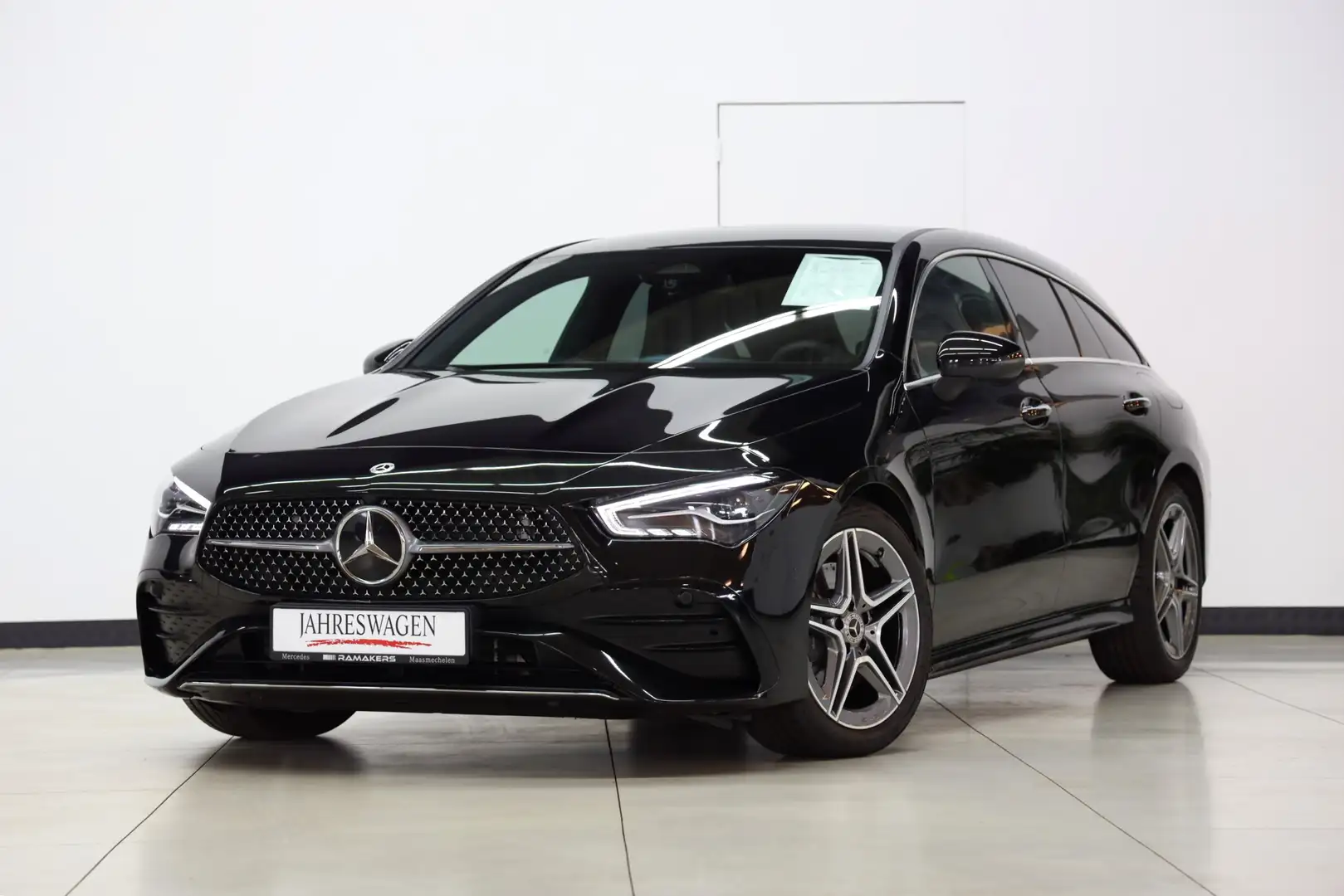 Mercedes-Benz CLA 200 SB AMG Line Camera LED Sfeerlicht KEYLESS-GO Noir - 1