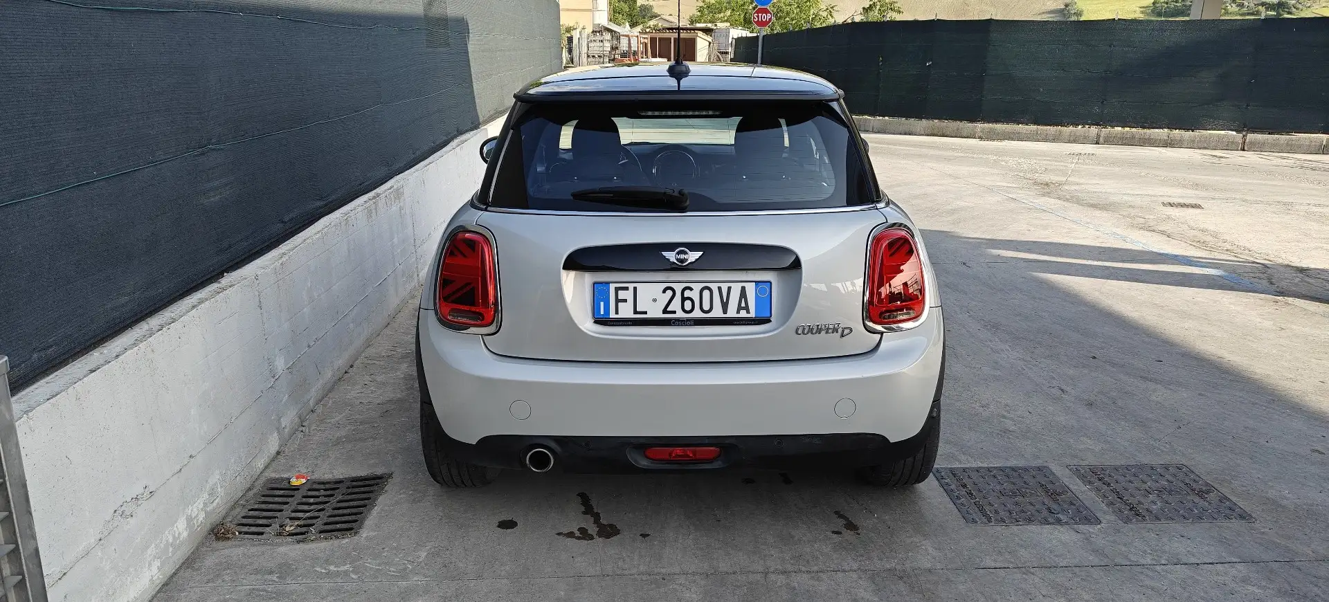 MINI Cooper D 1.5 Hype 3p auto - 1