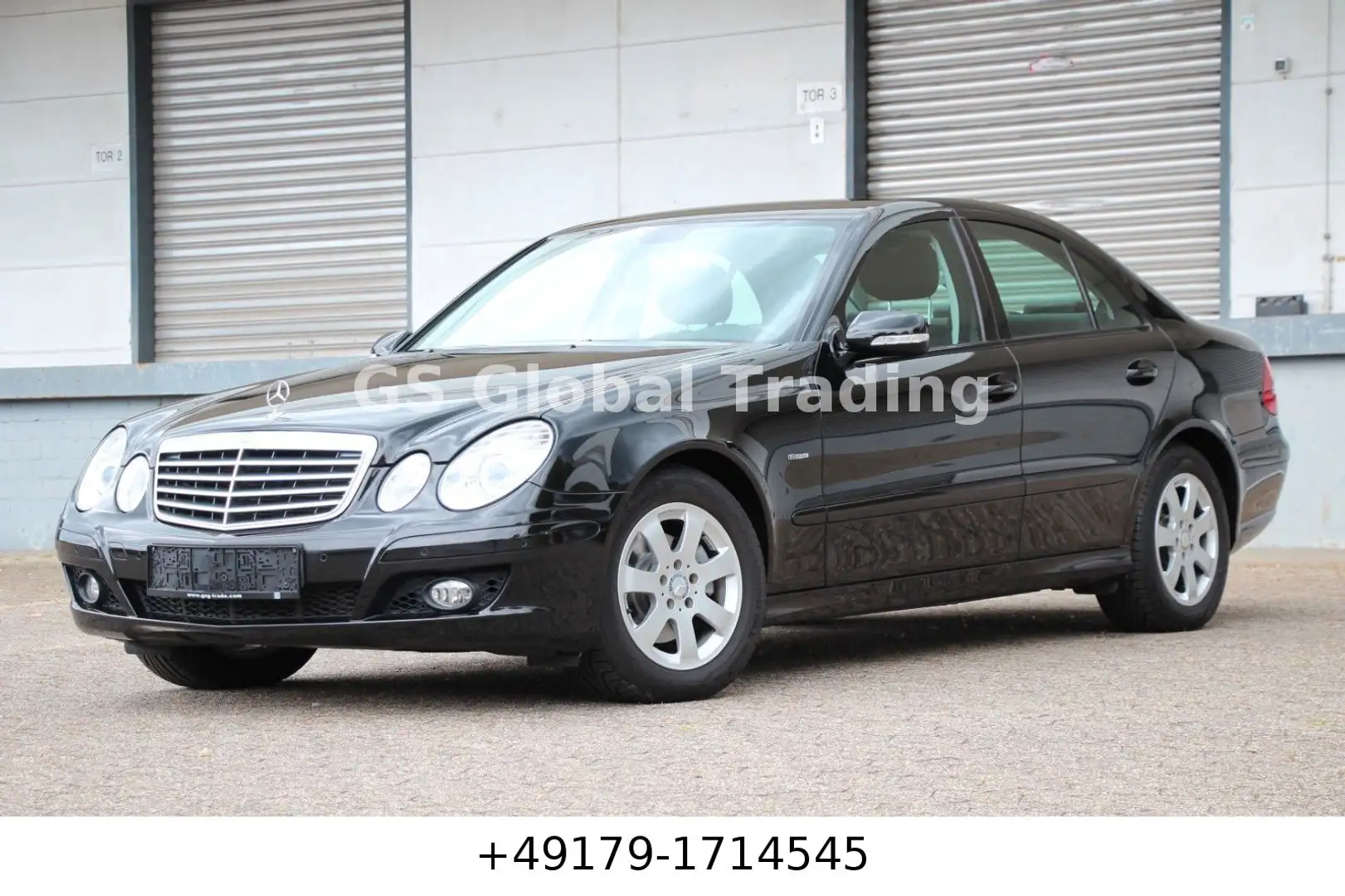 Mercedes-Benz E 200 NGT 2-Hd Limo Autm. Leder Navi PDC Comand Schwarz - 1