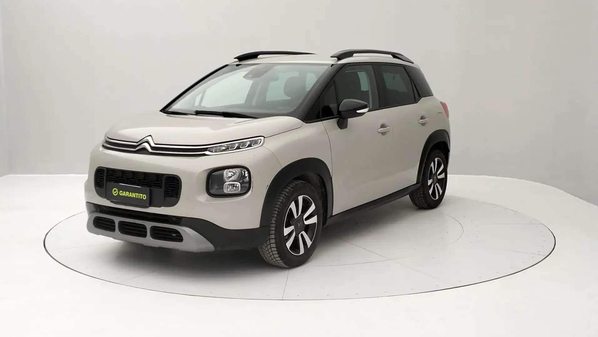 Citroen C3 Aircross 1.2 puretech Shine 82cv my18 Béžová - 1