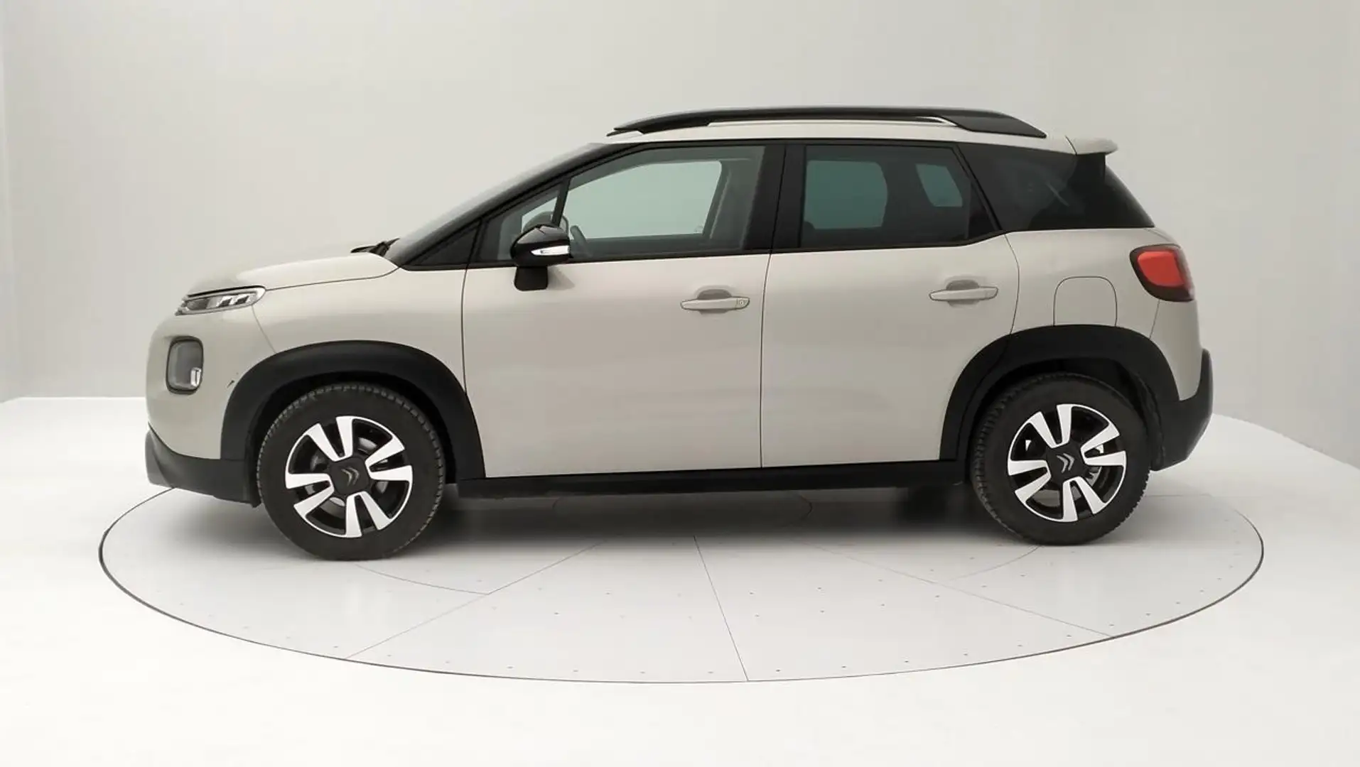 Citroen C3 Aircross 1.2 puretech Shine 82cv my18 Béžová - 2