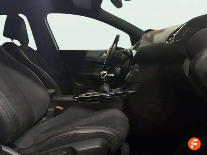 Peugeot 308 1.2 Pure Tech S&S GT Line 2017, foto 22