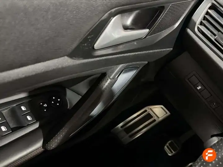 Peugeot 308 1.2 Pure Tech S&S GT Line 2017, foto 19