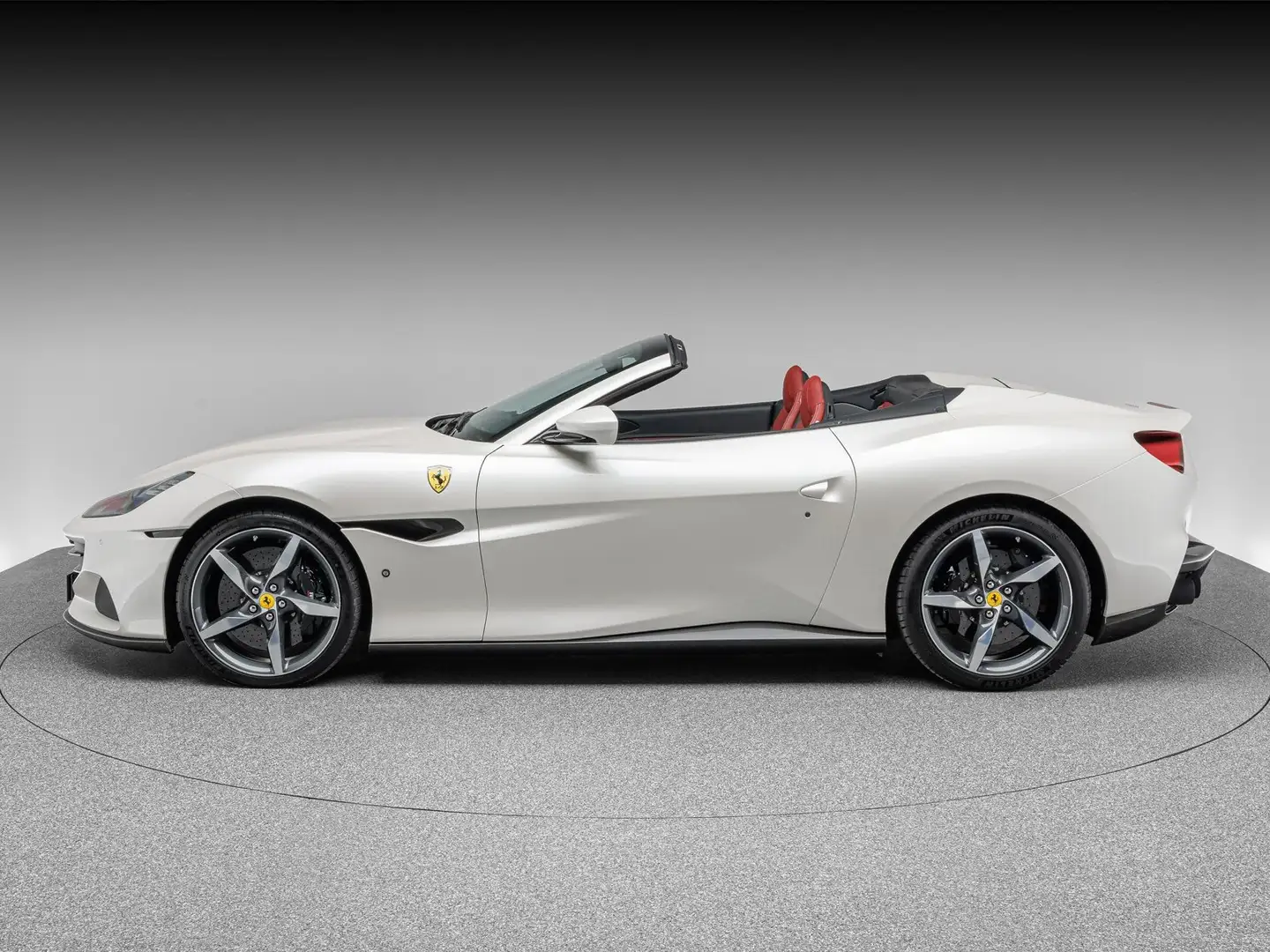 Ferrari Portofino M Weiß - 2