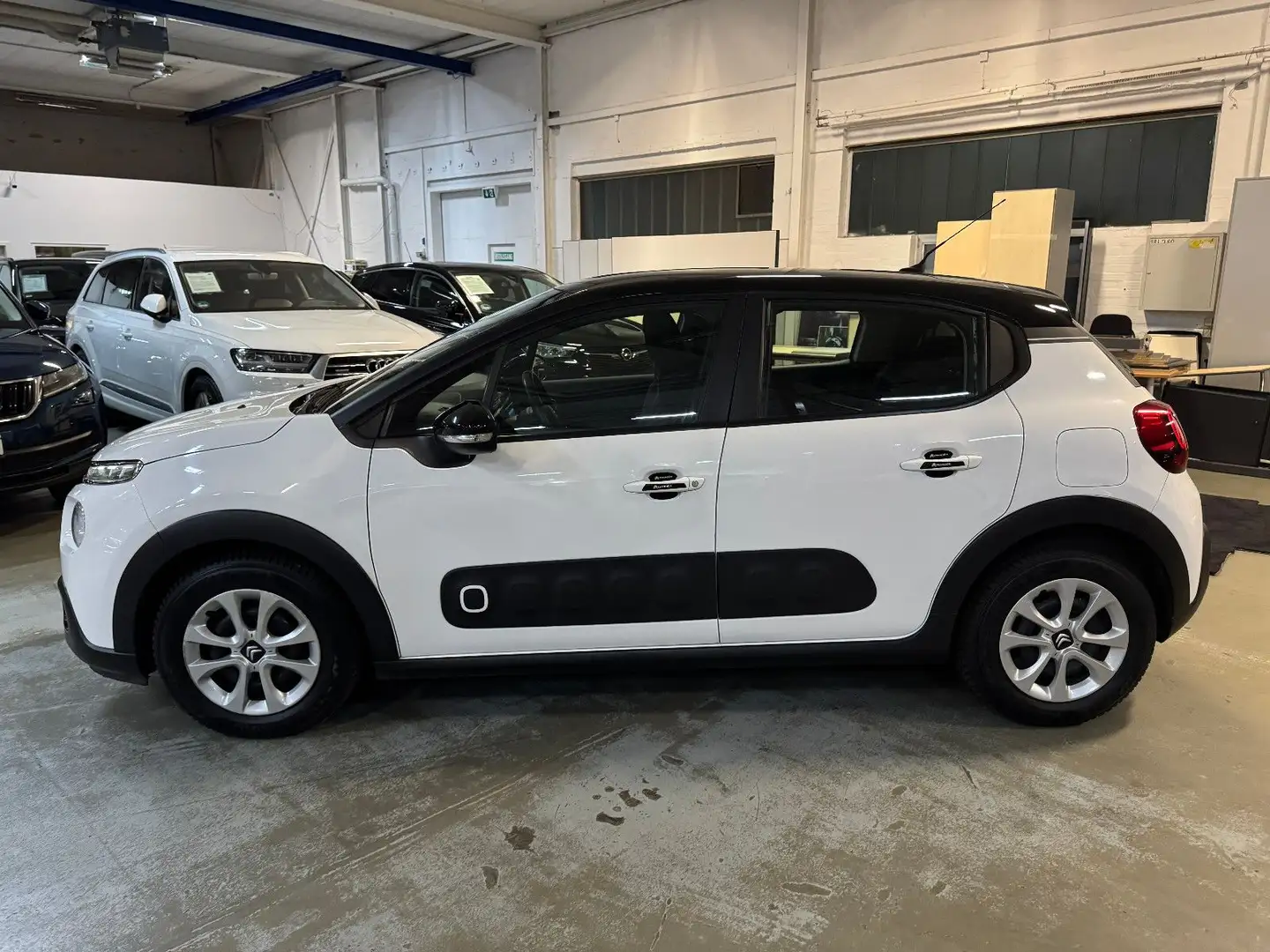 Citroen C3 1.6 HDI FEEL COLOR STYLE PAKET NAVI LED VOLL Weiß - 2