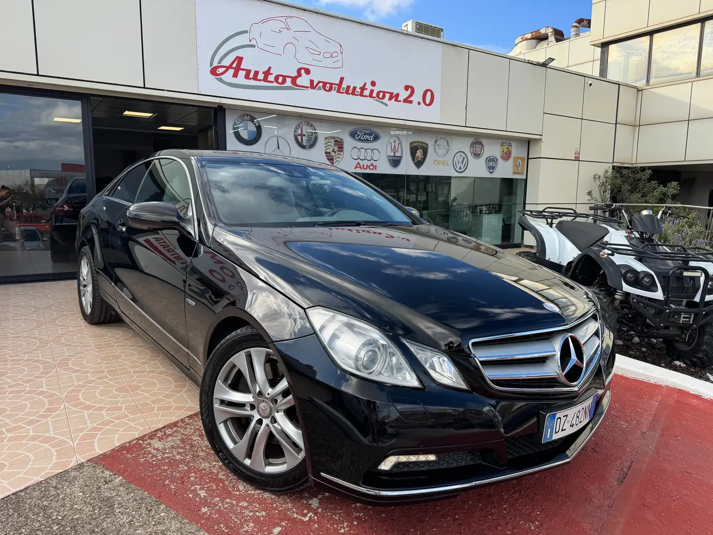 Mercedes-Benz E 350 Classe E - C207 Coupe Coupe cdi be Executive auto Nero - 1