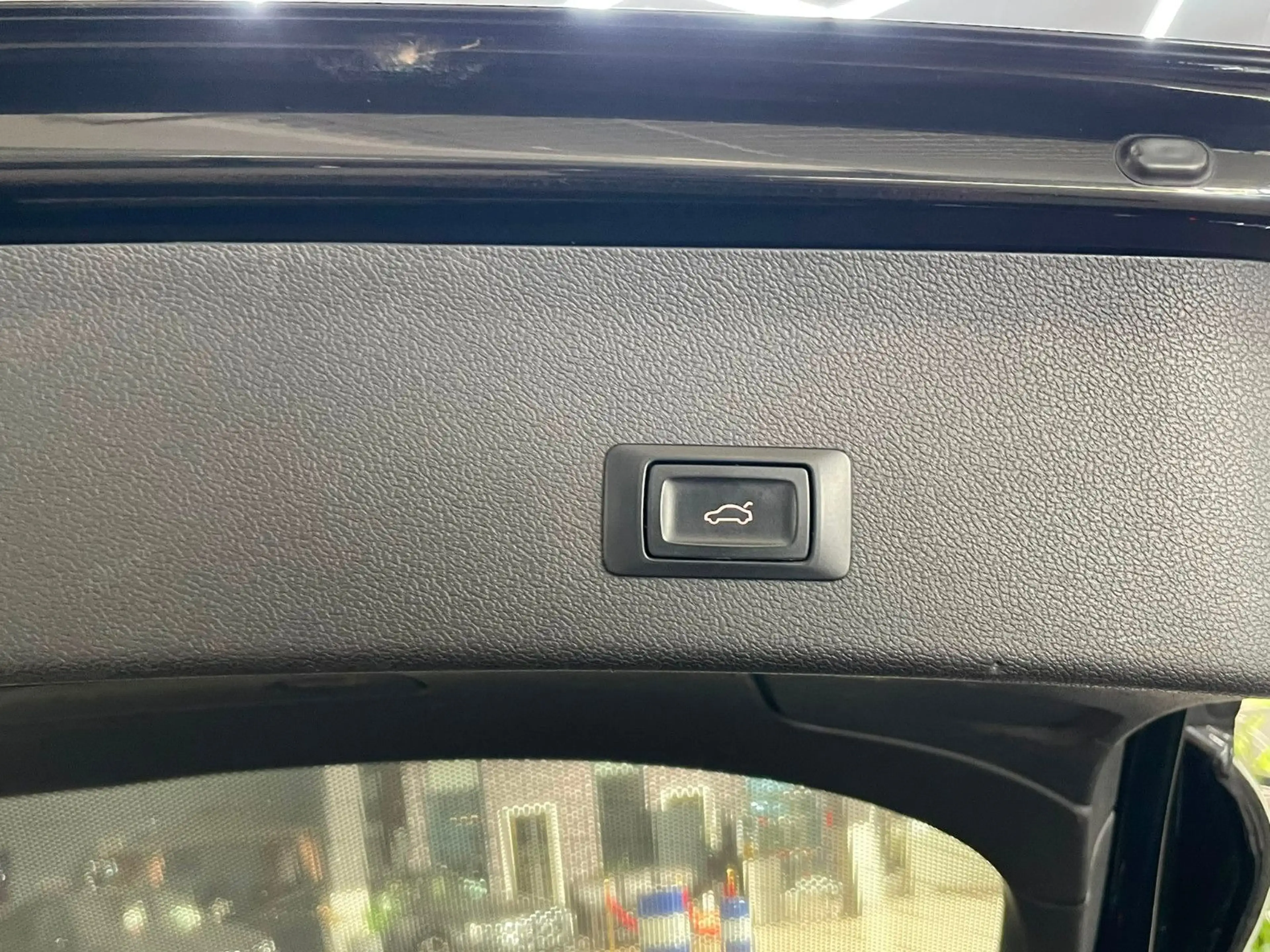 Audi A4 Avant Attraction S-LINE / AHK / XENON / NAVI — photo 11