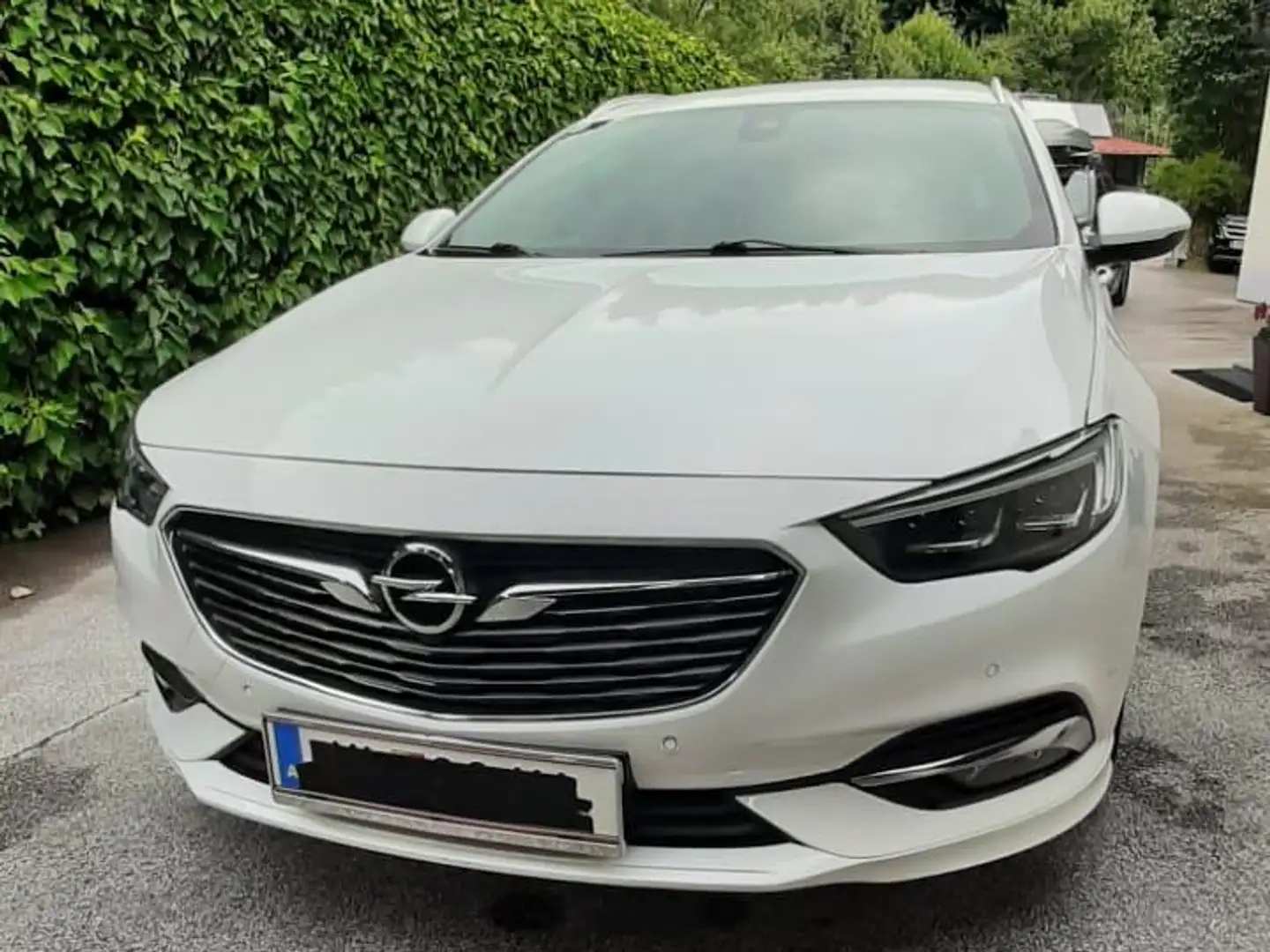 Opel Insignia Insignia Grand Sport 1,6 CDTI Ultimate Start/Stop Aut. Ultimate Weiß - 1