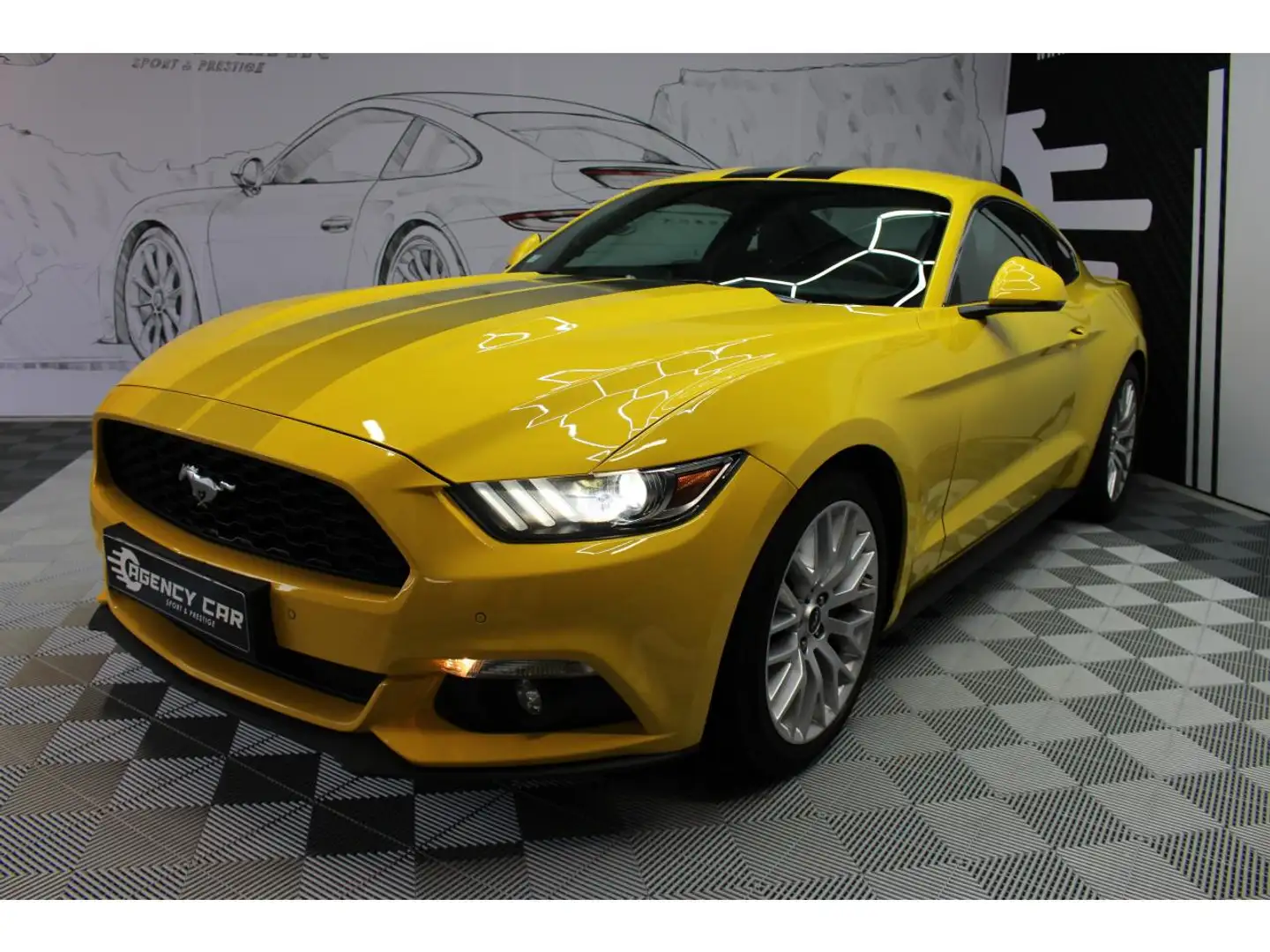 Ford Mustang Fastback 2.3 EcoBoost - 317cv / Malus payé - Faible kilométrage Jaune - 2