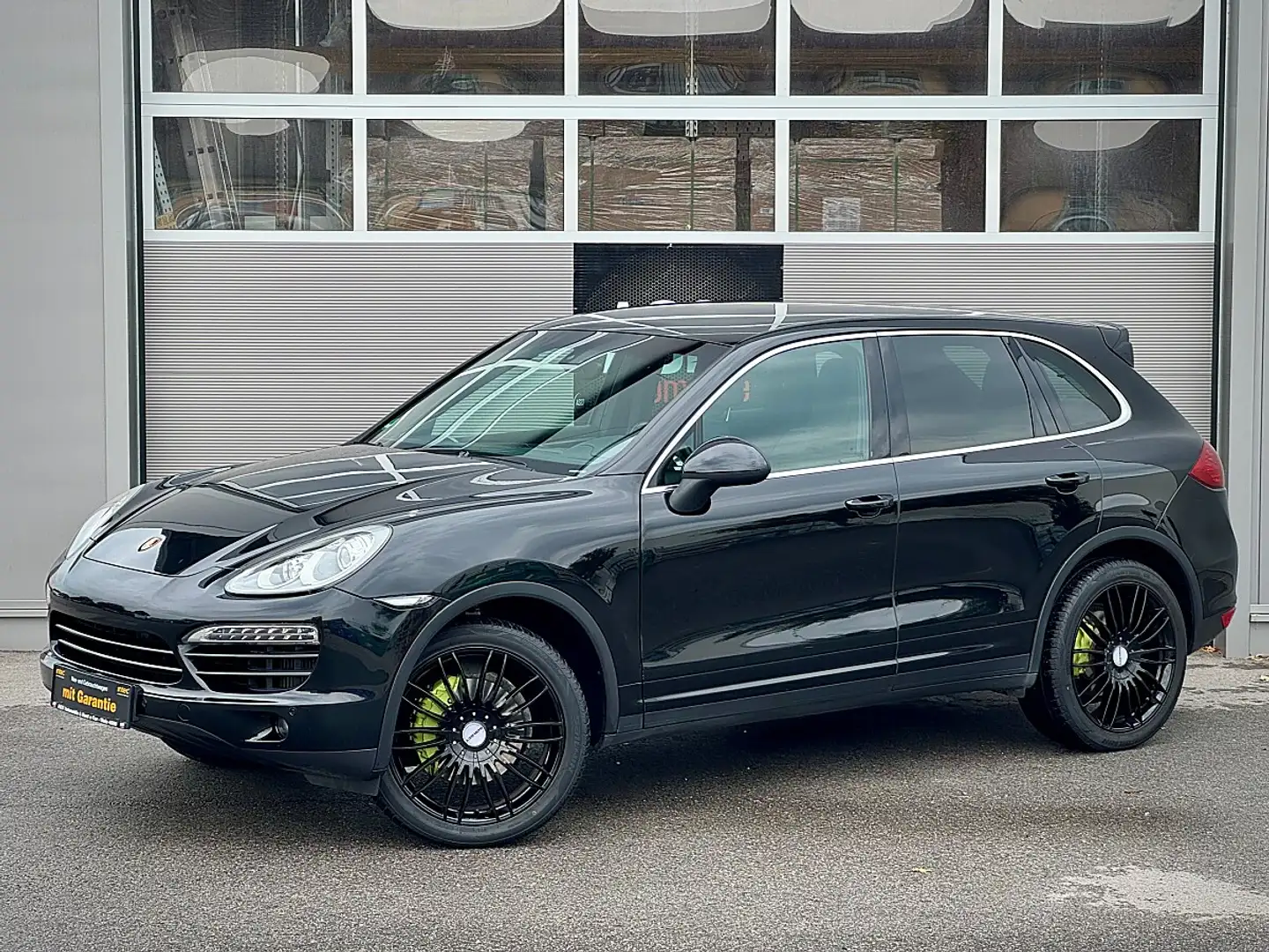 Porsche Cayenne II 3,0 Diesel Aut. Schwarz - 1