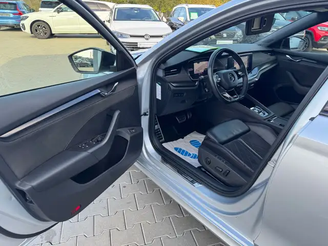 Skoda Octavia view 8