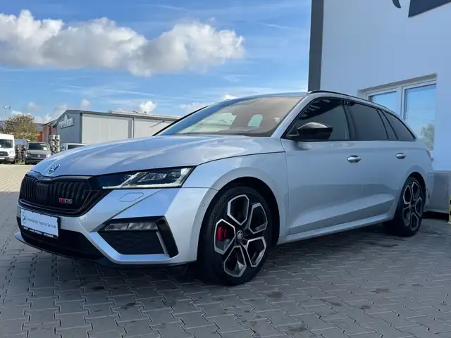 Skoda Octavia view 3