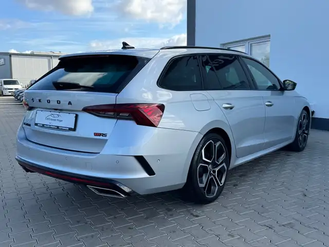 Skoda Octavia view 6