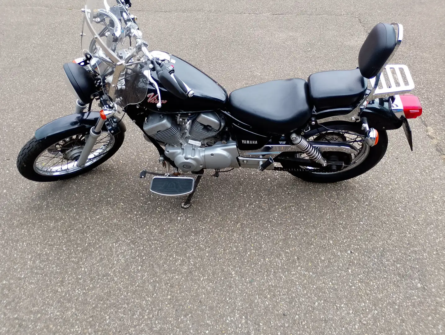 Yamaha XV 250 Zwart - 1
