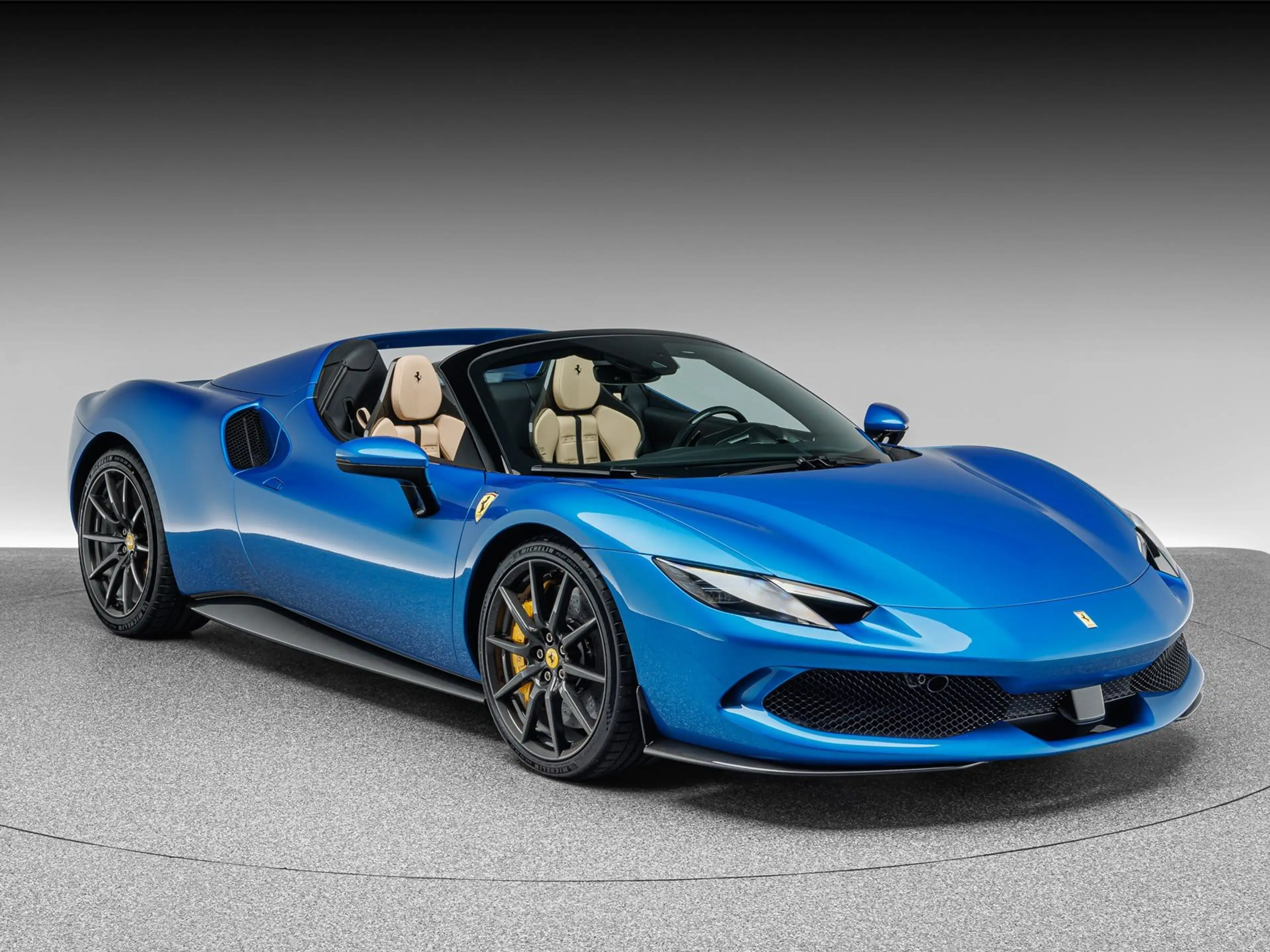 Ferrari 296 GTS — photo 10
