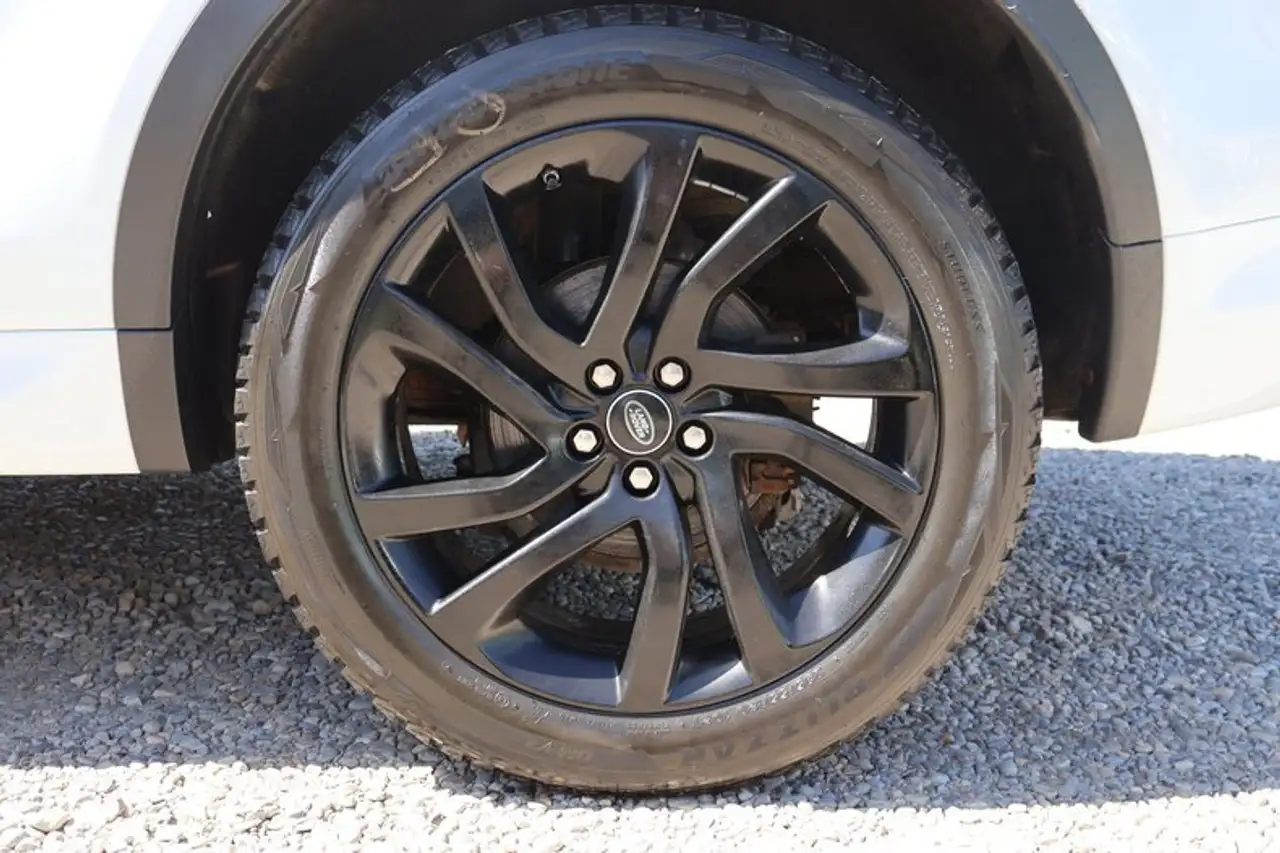 Land Rover Discovery Sport снимка Land Rover Discovery Sport
