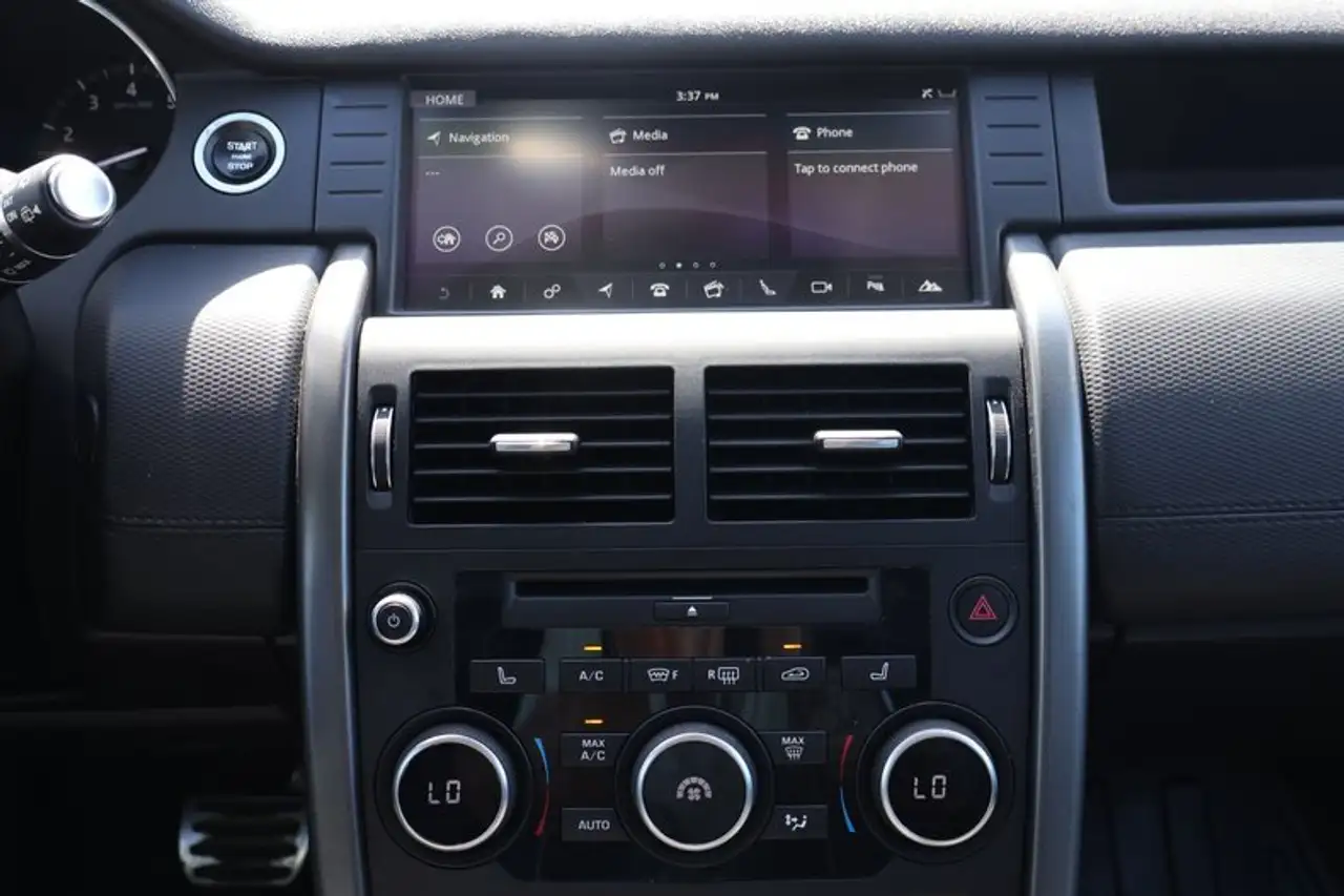 Land Rover Discovery Sport снимка Land Rover Discovery Sport