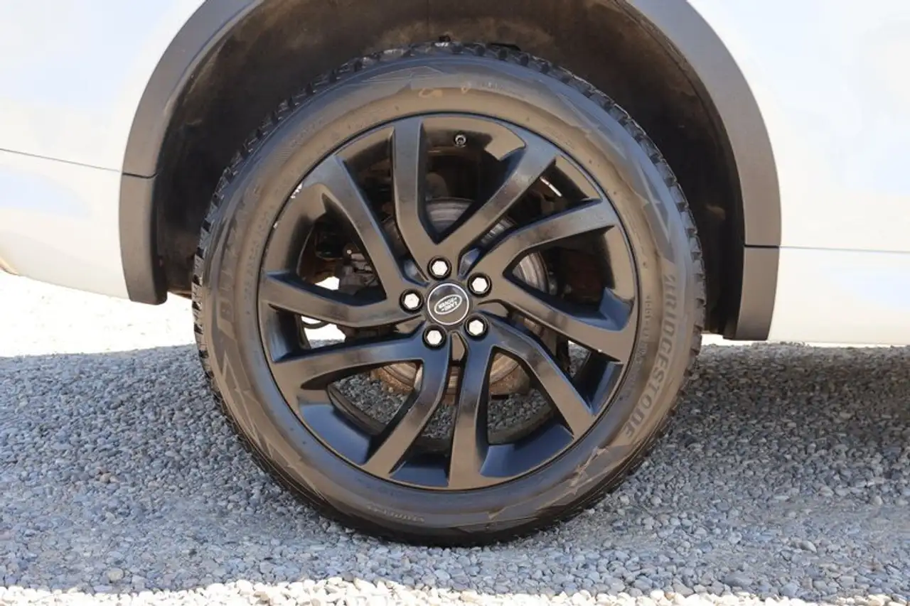 Land Rover Discovery Sport снимка Land Rover Discovery Sport