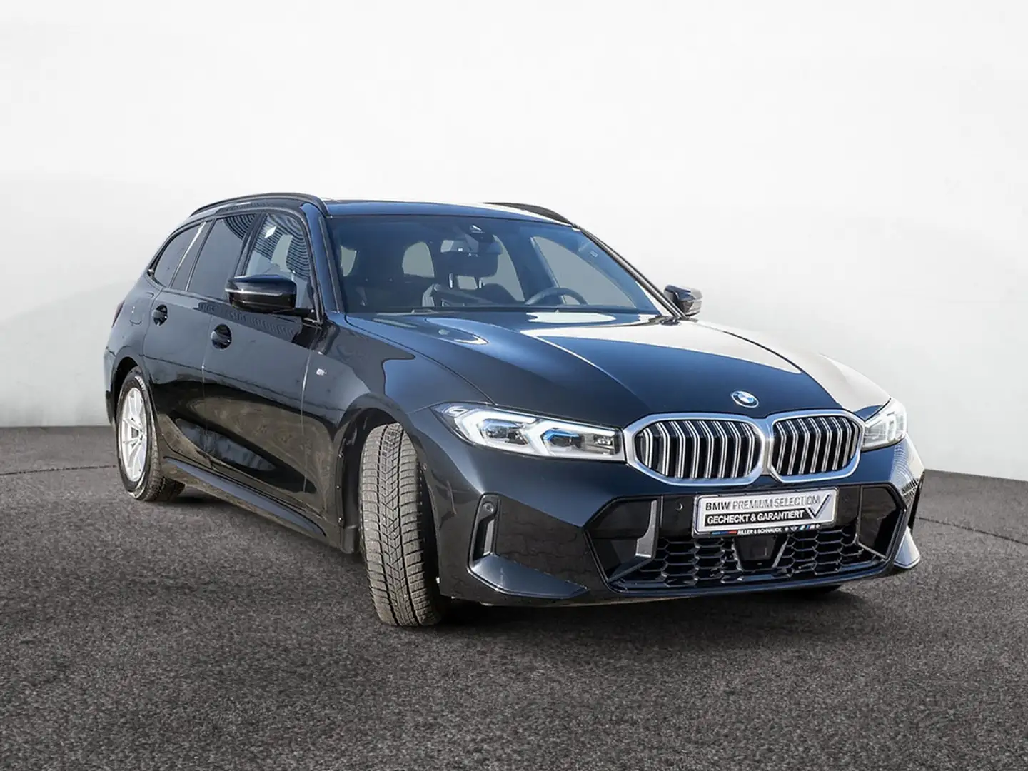 BMW 320 i Touring M-Sport AHK+PANO+HUD+ACC+MEM Noir - 2