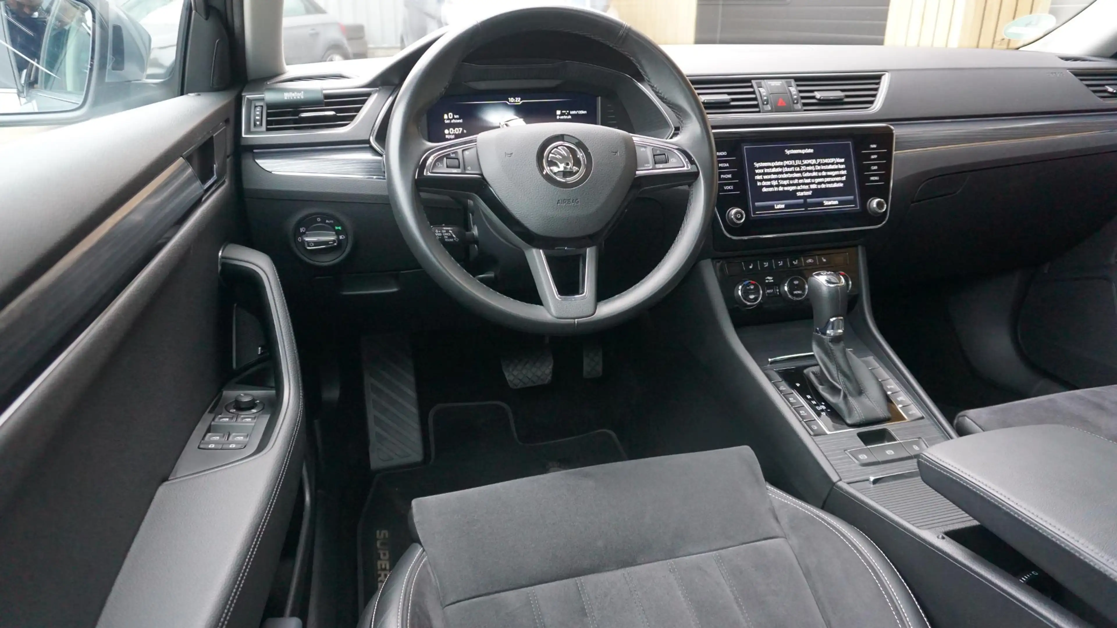 Skoda Superb Combi 1.4 TSI 218pk iV Business Edition Pano.Dak 3 — photo 9
