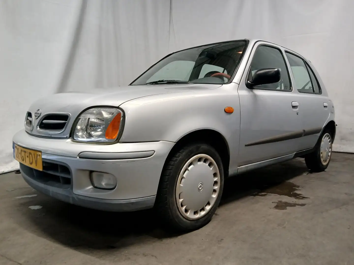 Nissan Micra 1.0 Trend SCHADEAUTO!! Gris - 2
