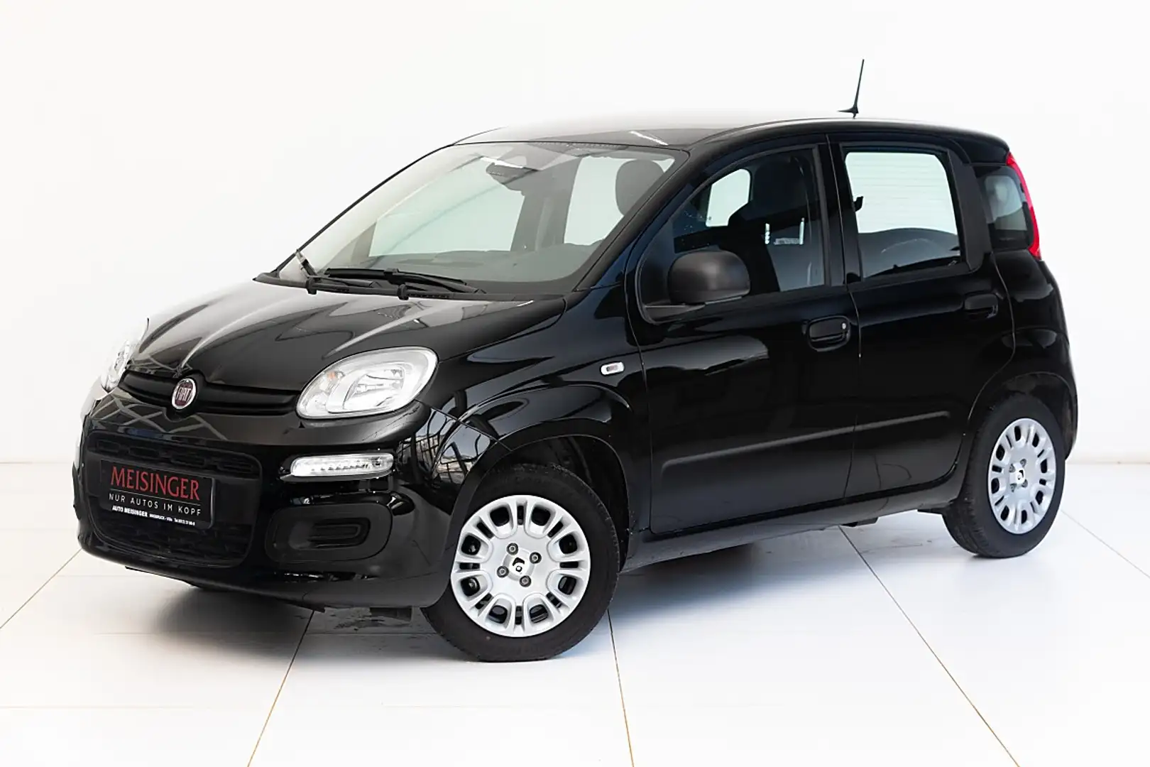 Fiat Panda 4x2 FireFly Hybrid 70 Schwarz - 1