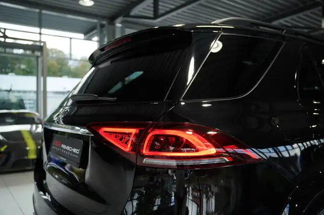 Mercedes-Benz GLE view 12