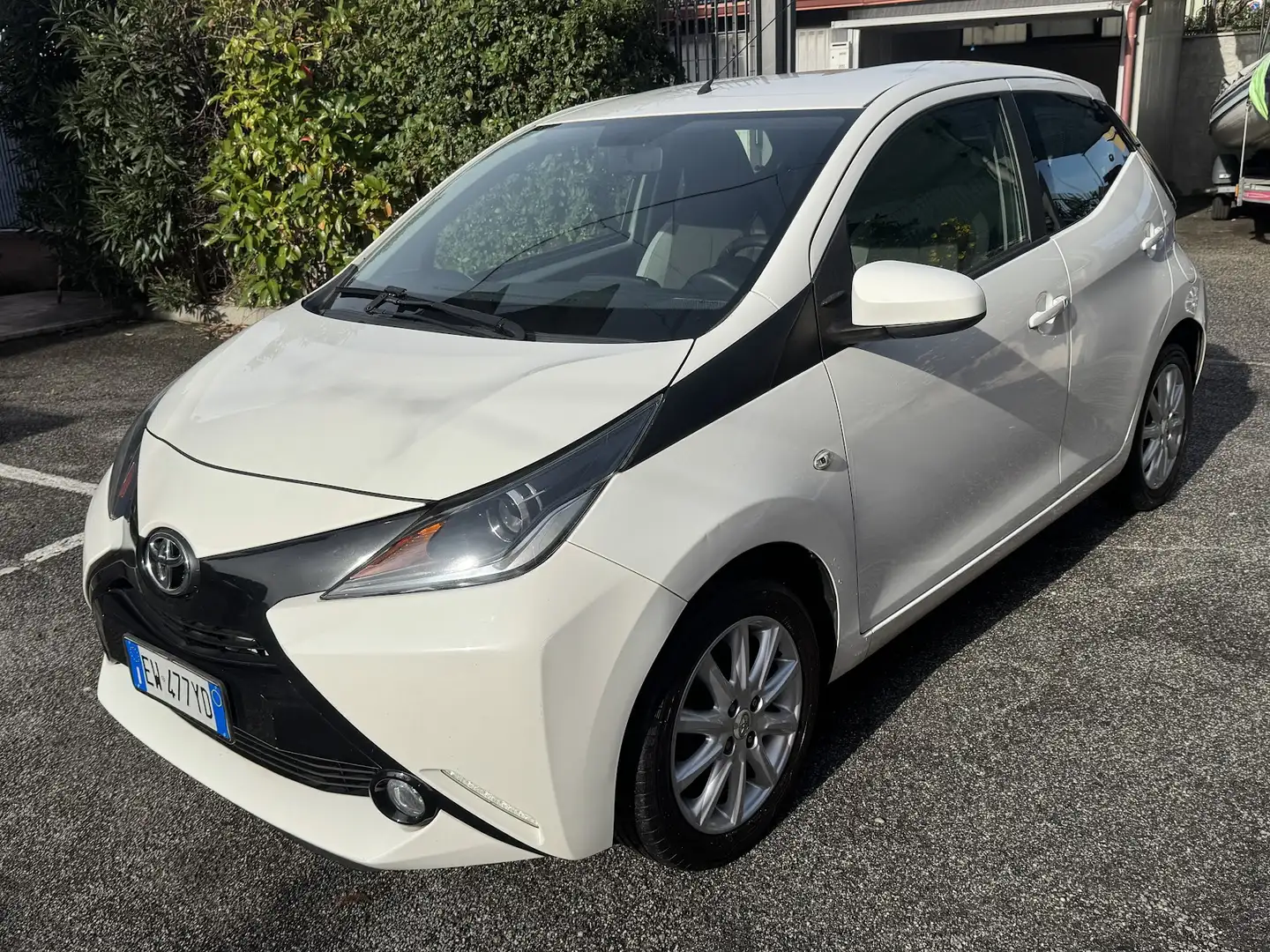 Toyota Aygo Aygo 5p 1.0 x-play - 1