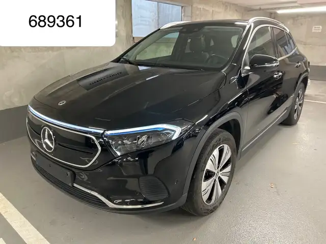 Mercedes-Benz EQA 350 4M 18"HeadUp Widescreen Pano 360 SiKlima