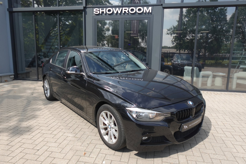 BMW 330 3-serie 330e Essential NAVI LED CAMERA — photo 5