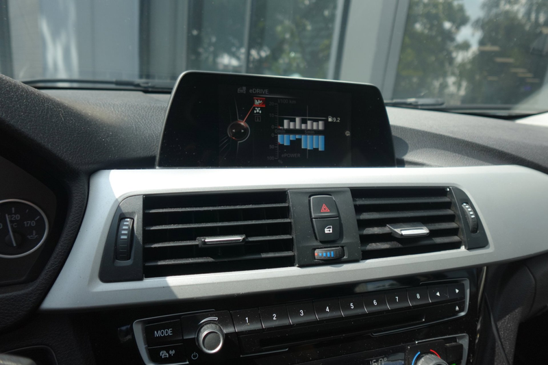 BMW 330 3-serie 330e Essential NAVI LED CAMERA — photo 7