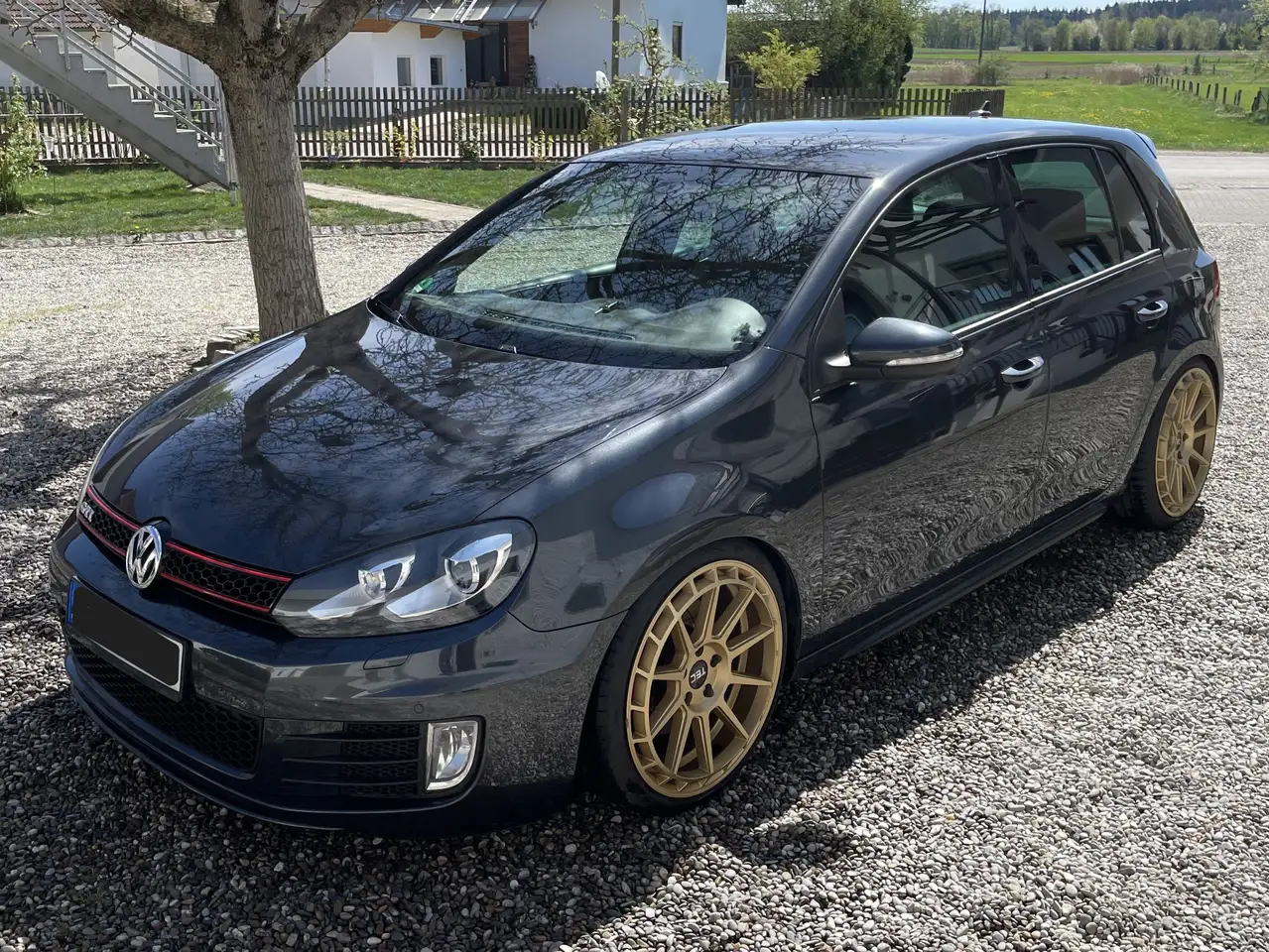 Volkswagen Golf GTI