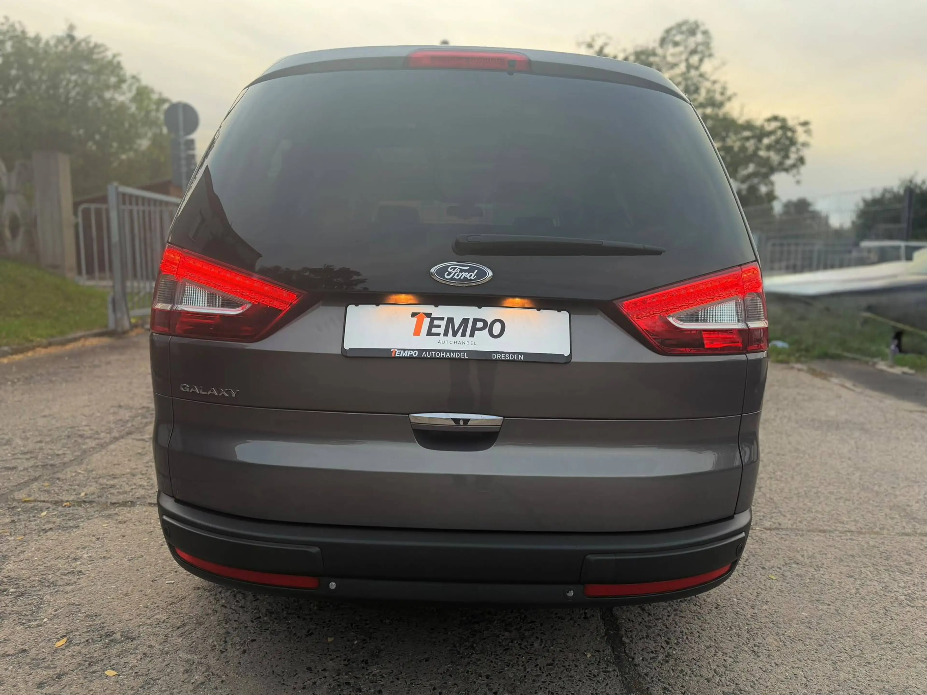 Ford Galaxy Titanium 1.Hand Top Zustand — photo 6