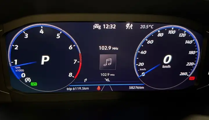 Volkswagen T-Roc R-Line 1.5 TSI EVO DSG7 2023, foto 17