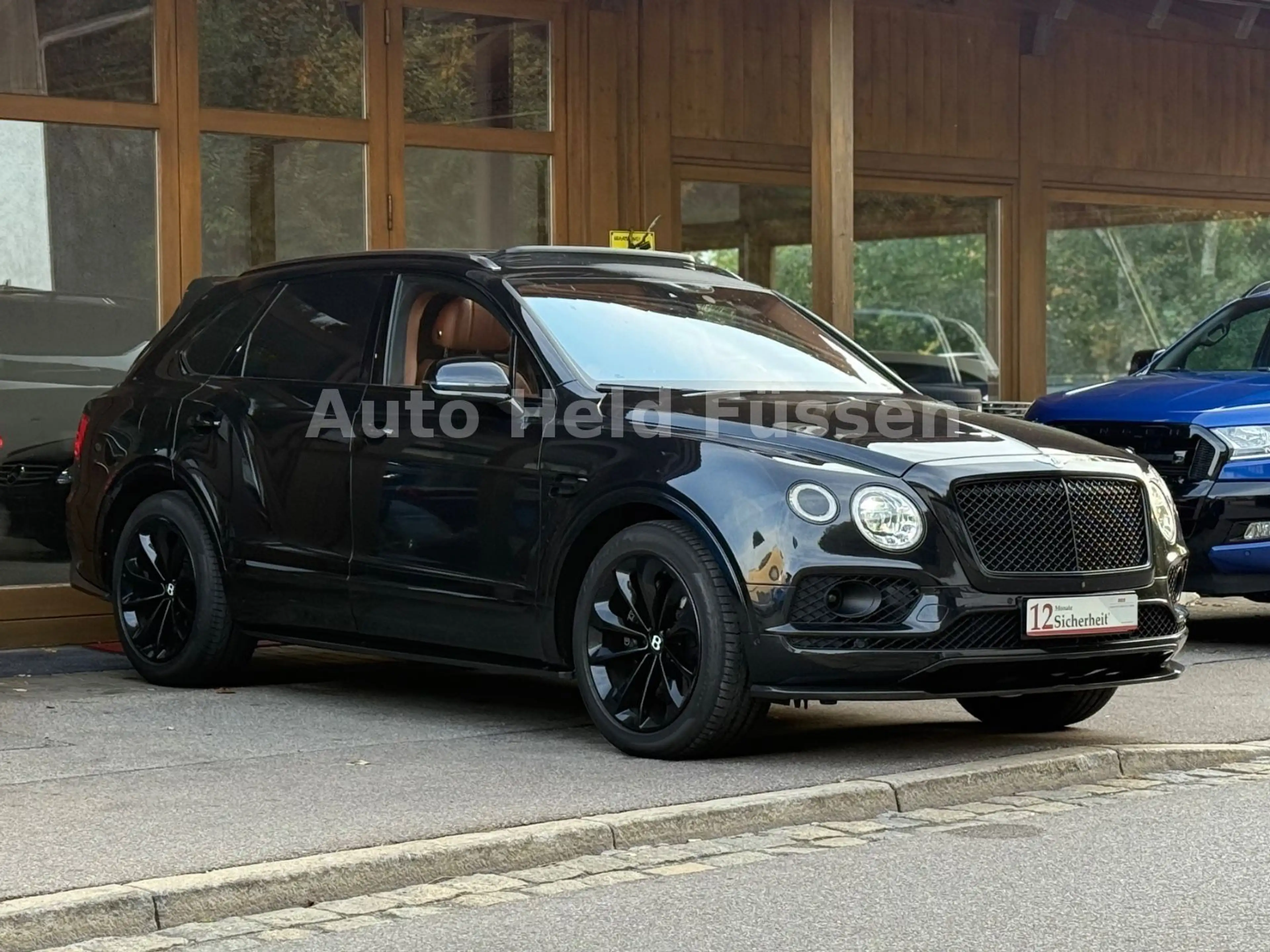 Bentley Bentayga W12 360°Carbon Akrapovic Pano NightvHUD — photo 4