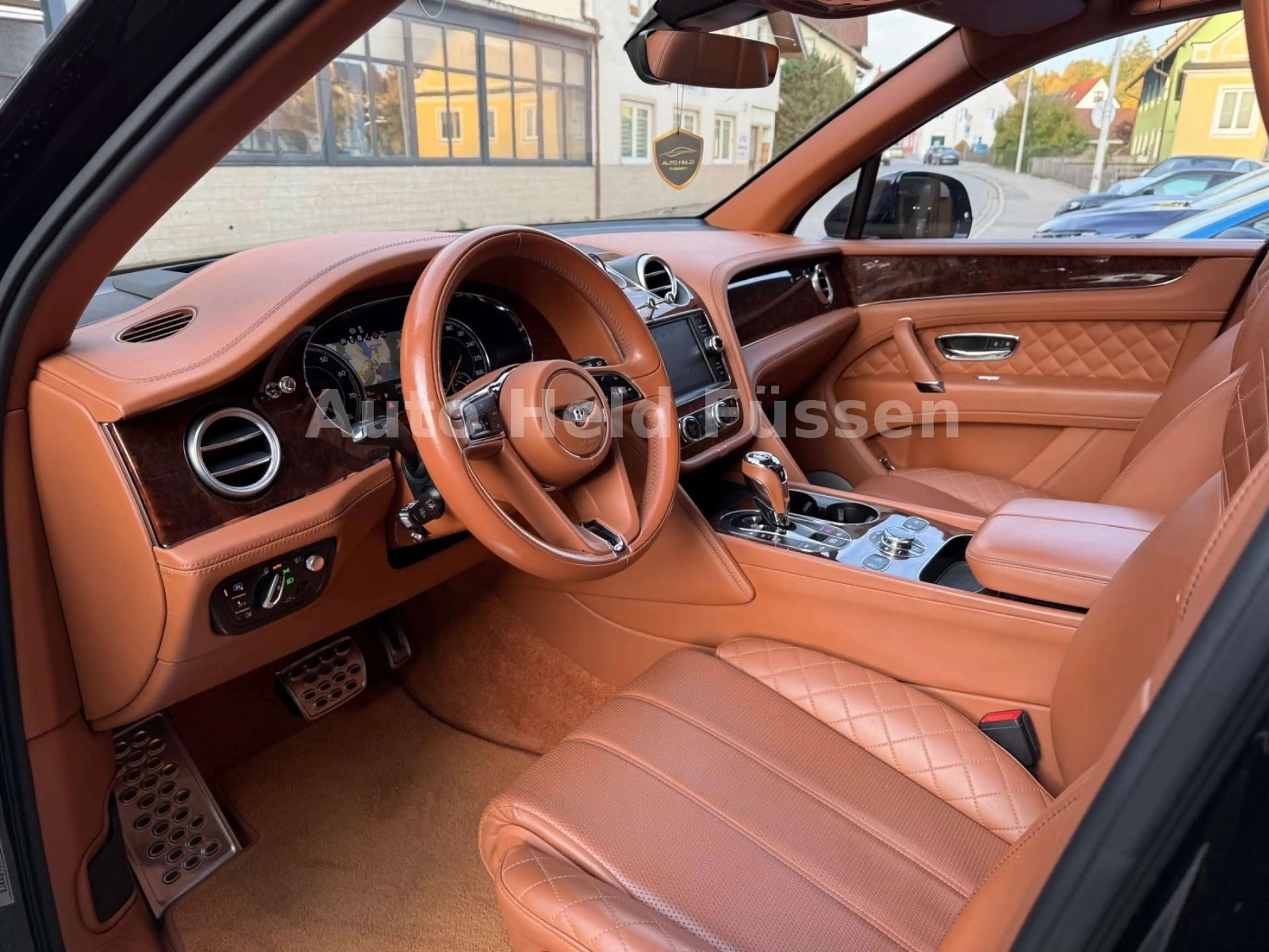 Bentley Bentayga W12 360°Carbon Akrapovic Pano NightvHUD — photo 8