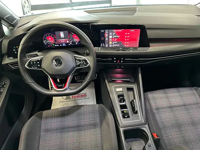 Volkswagen Golf view 9