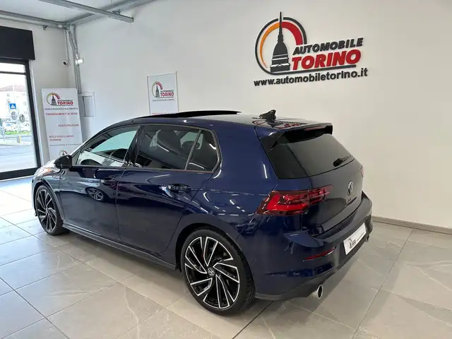 Volkswagen Golf view 6