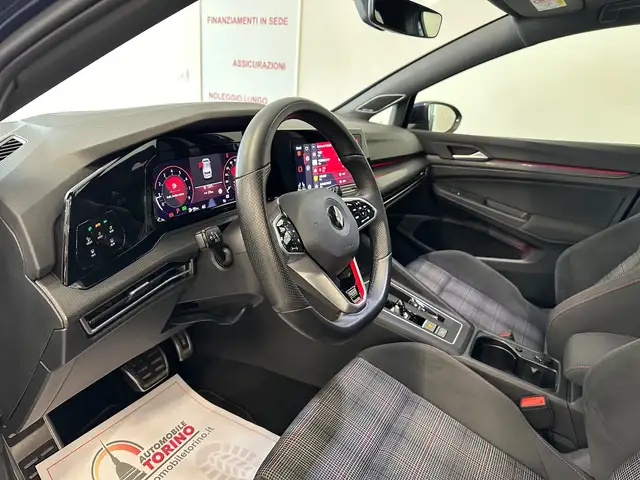 Volkswagen Golf view 13