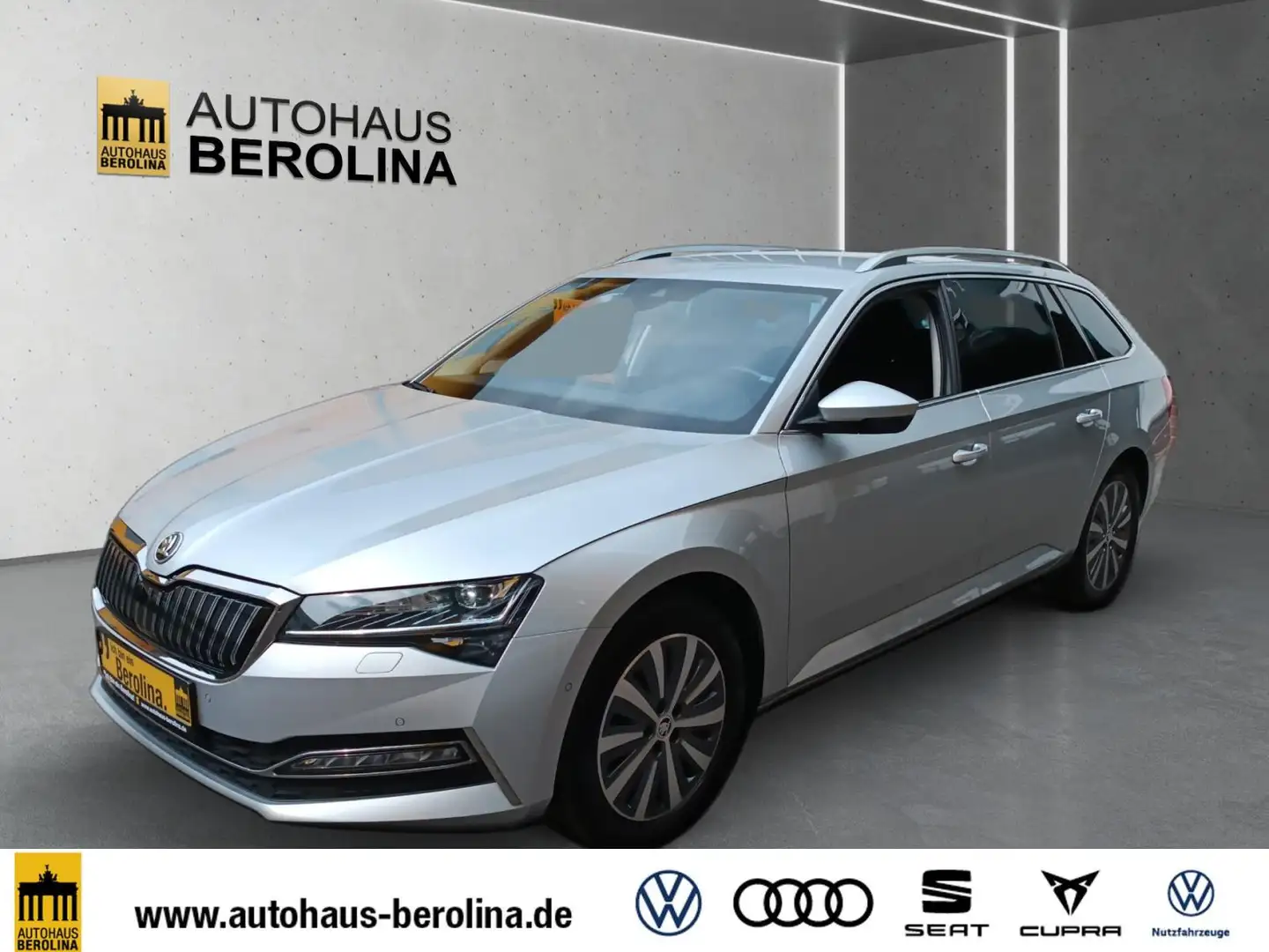 Skoda Superb Combi 1.4 TSI iV Style DSG *MATRIX*ACC* Silber - 2